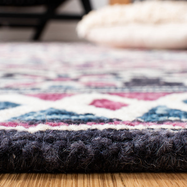 Micro-Loop 632 Contemporary Hand Tufted 100% Wool Pile Rug Ivory / Pink