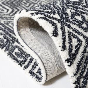 Safavieh Micro-Loop 956 Hand Tufted Wool and Cotton with Latex Contemporary Rug MLP956Z-8