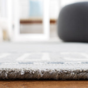 Safavieh Micro-Loop 680 Hand Tufted Wool Rug MLPB680F-57