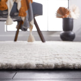 Safavieh Marbella 202 Hand Woven Wool and Cotton Rug MRB202A-6