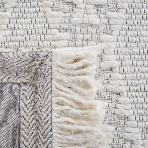 Safavieh Marbella 202 Hand Woven Wool and Cotton Rug MRB202A-6