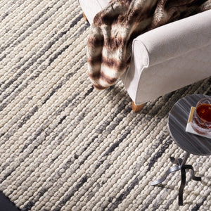 Safavieh Marbella 205 Hand Woven WOOL Braided Rug MRB205Z-8