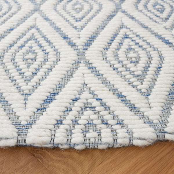 Safavieh Marbella 308 Hand Woven 100% Wool Pile Rug Blue / Ivory MRB308M-6R