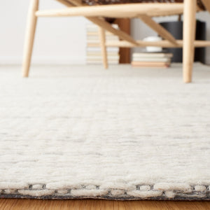 Safavieh Marbella 311 Hand Woven 100% Wool Pile Rug Light Grey MRB311G-5