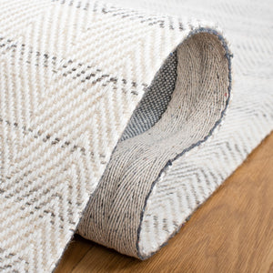 Safavieh Marbella 313  Hand Woven 60% Viscose, 40% Wool Rug MRB313F-8