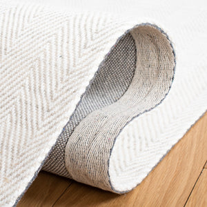 Safavieh Marbella 313  Hand Woven 60% Viscose, 40% Wool Rug MRB313G-8