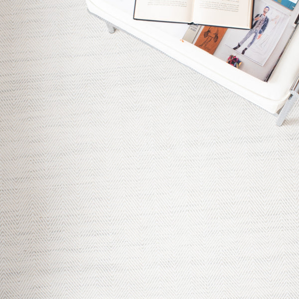 Safavieh Marbella 313  Hand Woven 60% Viscose, 40% Wool Rug MRB313G-8