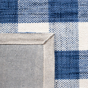 Safavieh Marbella 317  Hand Woven 100% Wool Rug MRB317N-8