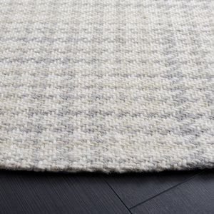 Safavieh Marbella 319  Hand Woven 100% Wool Rug MRB319G-8