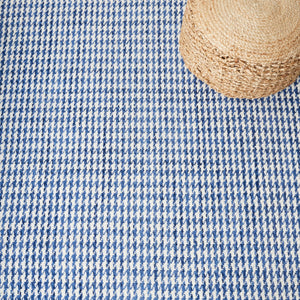 Safavieh Marbella 319  Hand Woven 100% Wool Rug MRB319N-8