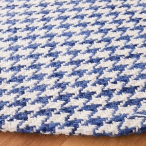 Safavieh Marbella 319  Hand Woven 100% Wool Rug MRB319N-8