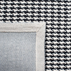 Safavieh Marbella 319  Hand Woven 100% Wool Rug MRB319Z-8