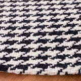Safavieh Marbella 319  Hand Woven 100% Wool Rug MRB319Z-8