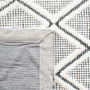 Safavieh Marbella 321 Hand Woven Wool and Cotton with Latex Rug MRB321A-8