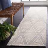 Safavieh Marbella 326 Hand Woven 95% Fine Indian Wool and 5% Nylon Rug MRB326N-8