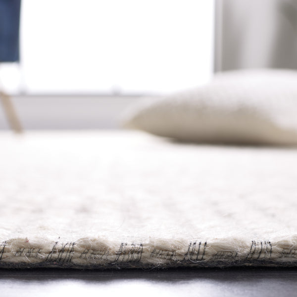 Safavieh Marbella 431 Hand Woven 80% Wool and 20% Polyester Rug MRB431B-8