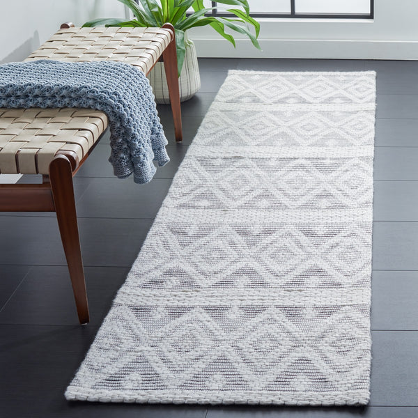 Safavieh Marbella 855 Hand Loomed 80% Wool/15% Cotton/and 5% Polyester Rug MRB855Z-6SQ