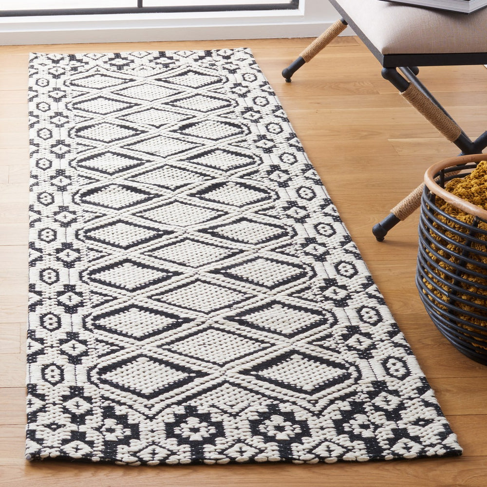 Safavieh Marbella 951 Hand Woven 70% Wool/30% Cotton Rug MRB951Z-8