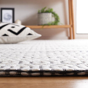 Safavieh Marbella 975 Hand Loomed 90% Polyester and 10% Cotton with Latex Bohemian Rug MRB975Z-8