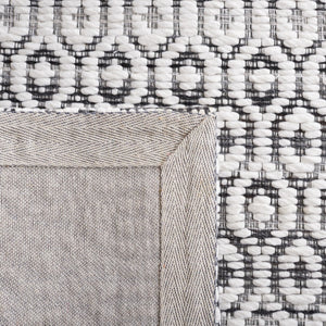 Safavieh Marbella 975 Hand Loomed 90% Polyester and 10% Cotton with Latex Bohemian Rug MRB975Z-8