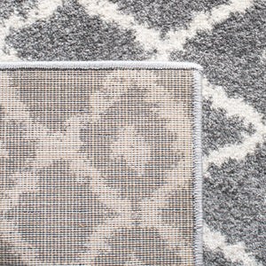 Mercer 400 Mercer 414 Bohemian Power Loomed Polypropylene Pile Rug Grey / Cream
