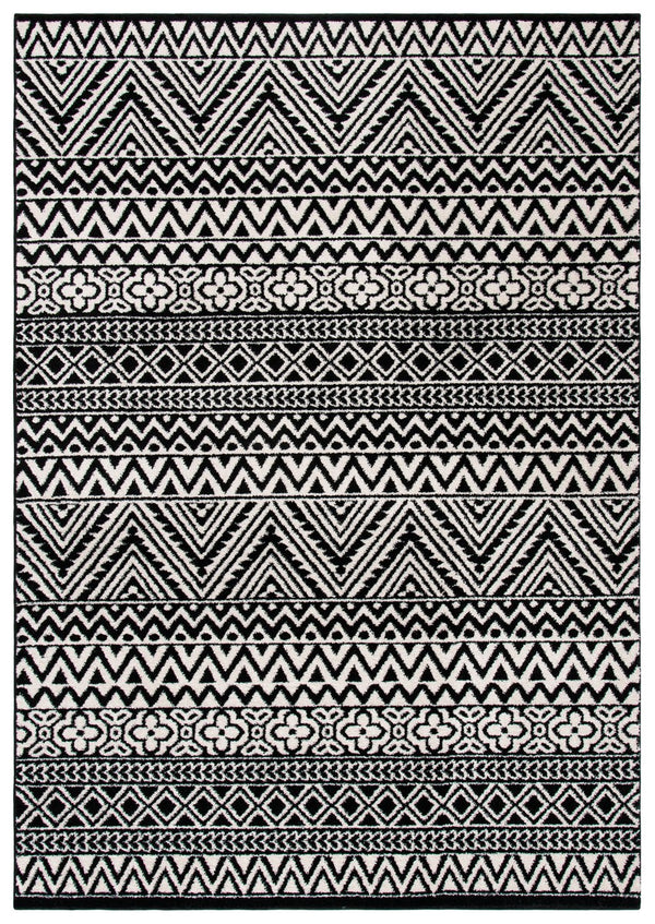 Mercer 400 Mercer 416 Bohemian Power Loomed Polypropylene Pile Rug Ivory / Charcoal