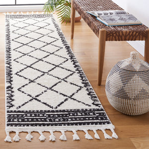 Safavieh Moroccan Tassel 103 Power Loomed 100% Polypropylene Rug MRT103A-9