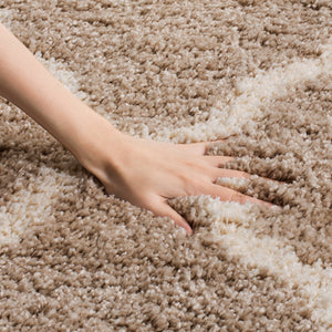 Martha Stewart 200 Martha Stewart 283 Flokati & Shag Power Loomed Polypropylene Pile Rug in Beige, Ivory 6ft x 9ft