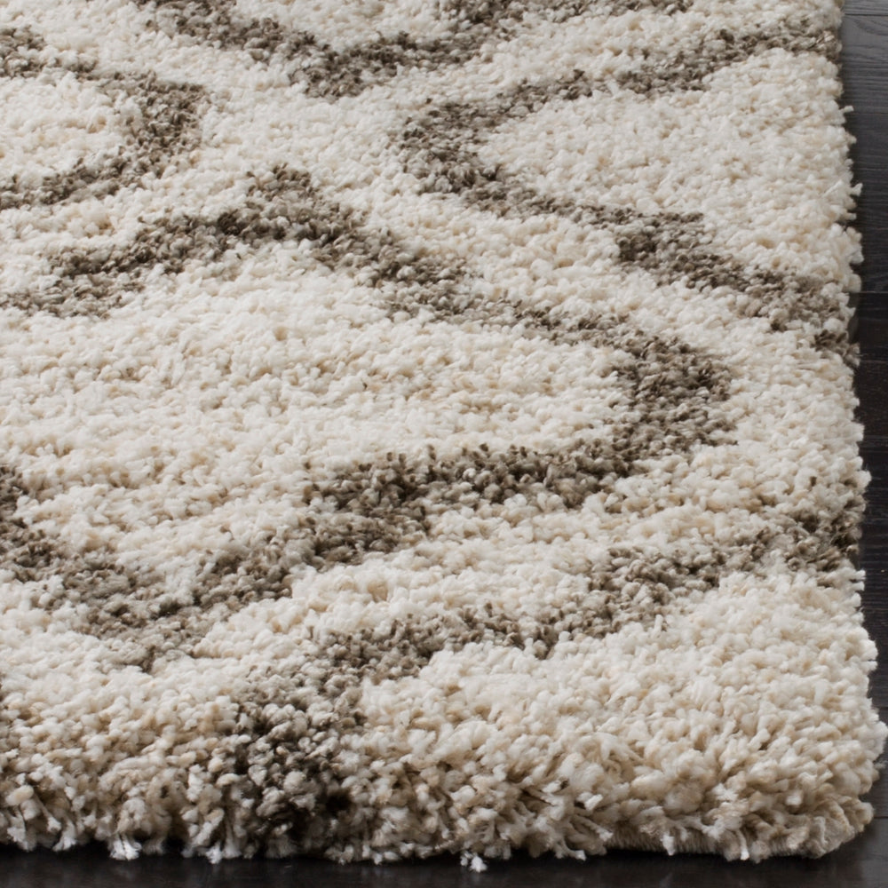 Martha Stewart 200 Martha Stewart 284 Flokati & Shag Power Loomed Polypropylene Pile Rug in Ivory, Grey 6ft x 9ft