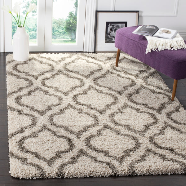 Martha Stewart 200 Martha Stewart 284 Flokati & Shag Power Loomed Polypropylene Pile Rug in Ivory, Grey 6ft x 9ft