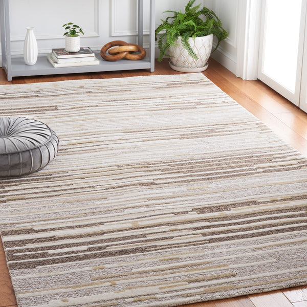 Safavieh Msr3382 Ftv Modern Hand Tufted Rug Natural / Beige MSR3382B-8