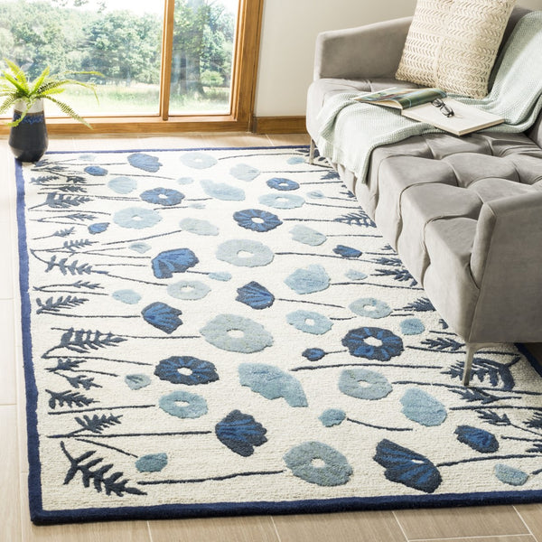 Safavieh Poppy Glossary Hand Tufted 70% Wool and 30% Viscose Rug MSR3627A-3