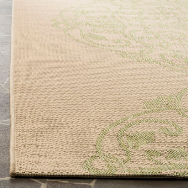 Safavieh Topiary Signet Power Loomed 100%Polypropylene Rug MSR4230-218-4