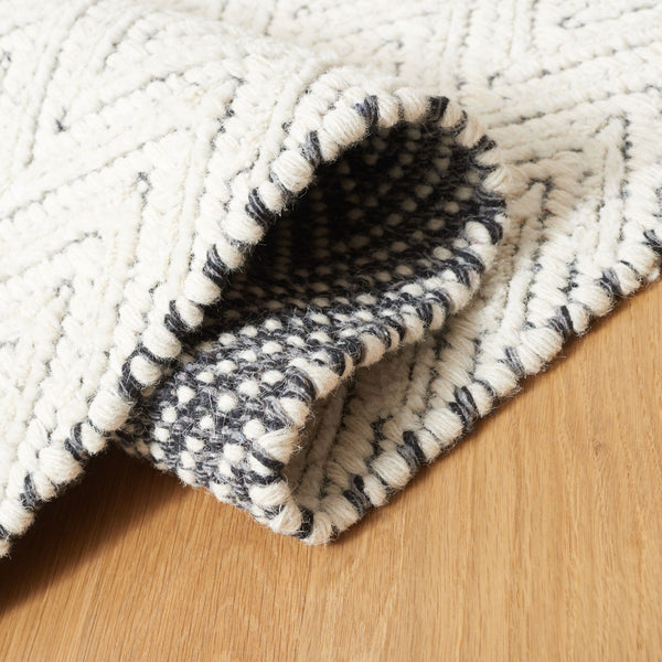 Safavieh Martha Stewart 9601 Hand Loomed 65% Wool and 35% Cotton Rug MSR9601A-9