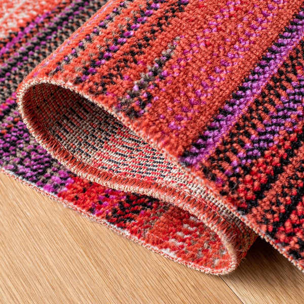 Montage 300 Montage  Power Loomed 100% Polypropylene Rug Red / Fuchsia