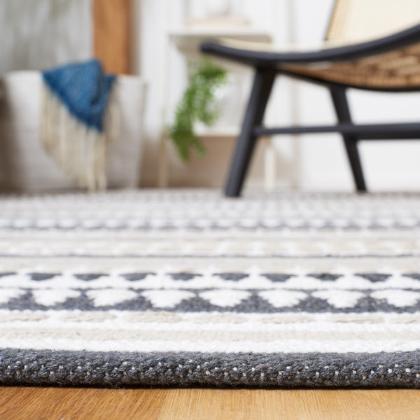 Safavieh Montauk 451 Hand Woven Cotton Rug MTK451F-8