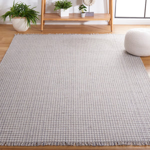 Safavieh Montauk 575 Hand Loomed Polyester Rug MTK575F-8