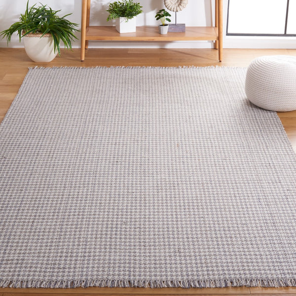 Safavieh Montauk 575 Hand Loomed Polyester Rug MTK575F-8