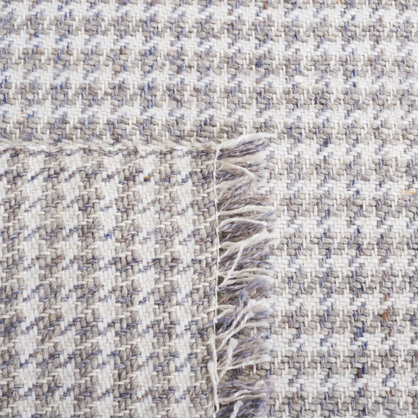 Safavieh Montauk 575 Hand Loomed Polyester Rug MTK575F-8