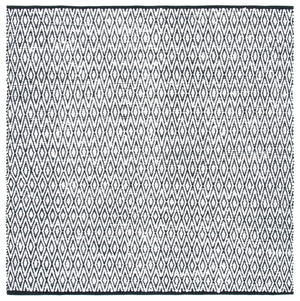 Montauk Hand Woven Rug in Durable Polyester and Cotton for a Cozy, Stylish Home Décor Upgrade