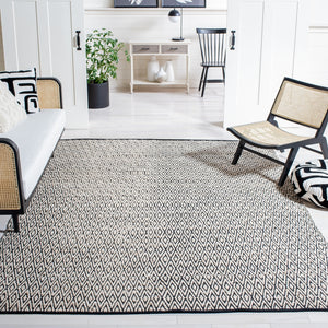 Montauk Hand Woven Rug in Durable Polyester and Cotton for a Cozy, Stylish Home Décor Upgrade