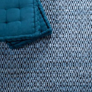 Montauk Hand Woven Rug in Durable Polyester and Cotton for a Cozy, Stylish Home Décor Upgrade