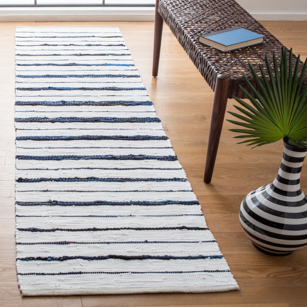 Montauk Hand Woven Rug - Luxurious Polyester and Cotton Pile for Elegant Home Décor and Comfort