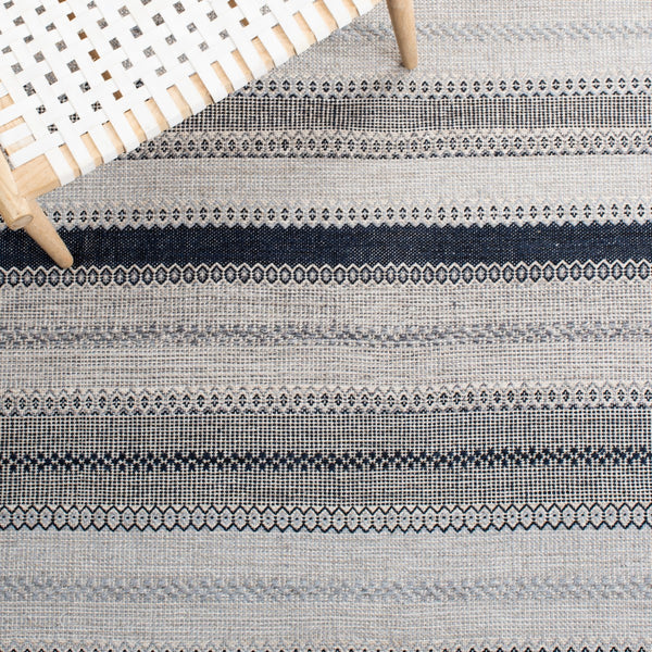 Safavieh Montauk 851 Flat Weave Cotton Contemporary Rug MTK851H-6SQ