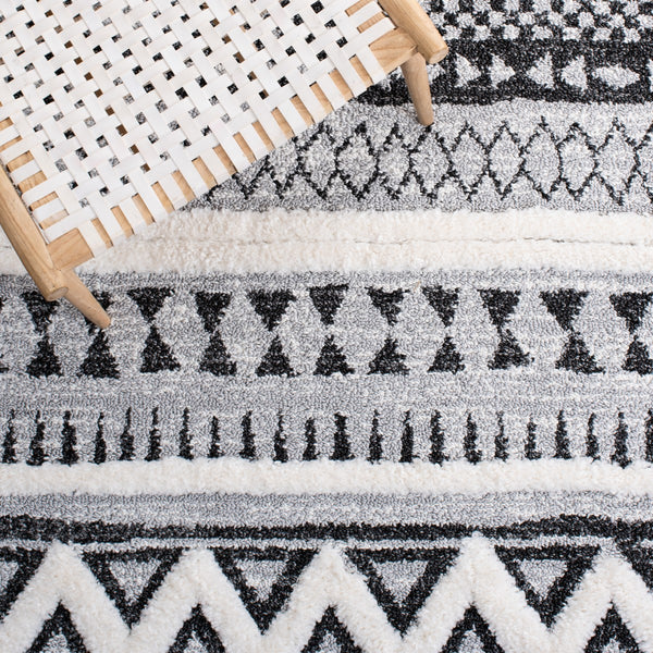 Safavieh Moroccan Tassel Shag 634 Power Loomed Polypropylene Pile Shag & Flokati Rug MTS634F-5