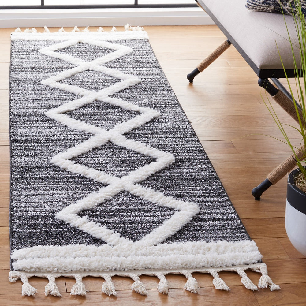 Safavieh Moroccan Tassel Shag 650 Power Loomed Polypropylene Pile Shag & Flokati Rug MTS650Z-28