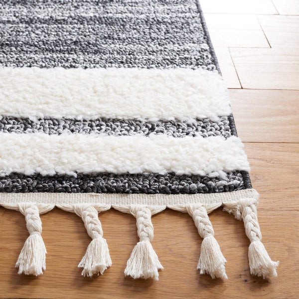 Safavieh Moroccan Tassel Shag 650 Power Loomed Polypropylene Pile Rug MTS650Z-5