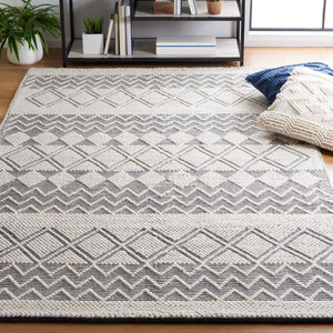 Safavieh Natura 125 Hand Tufted 80% Wool and 20% Cotton Bohemian Rug NAT125Z-8
