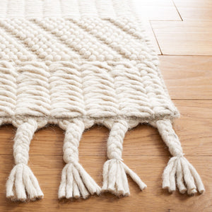 Safavieh Natura 126 Hand Tufted 90% Wool and 10% Cotton Bohemian Rug NAT126A-8