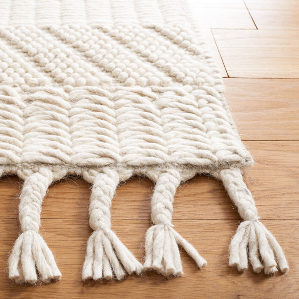 Safavieh Natura 126 Hand Tufted 90% Wool and 10% Cotton Bohemian Rug NAT126A-8